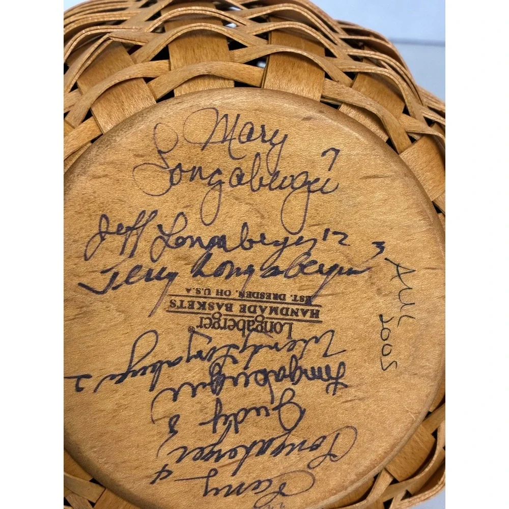 Longaberger 2005 Family Signed Basket Cranberry Liner Berry Tie-On Handmade USA